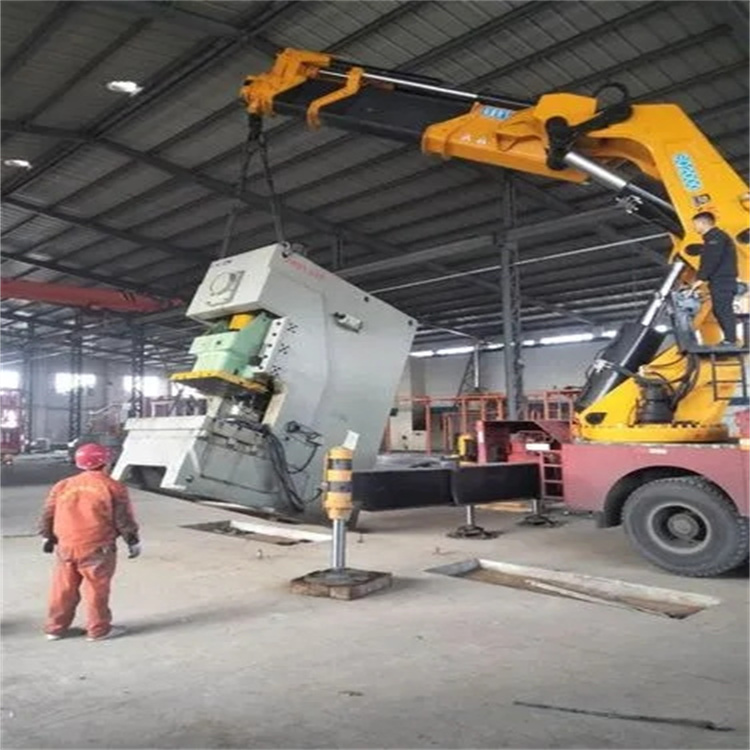 丹棱80吨折臂吊车出租附近电话